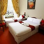 Amberley House By Thekeycollections 3*