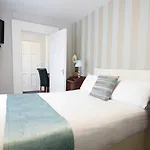 Amberley House By Thekeycollections 3* 더블린