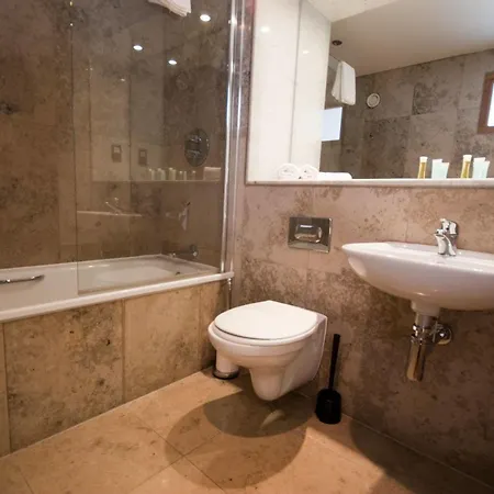 Amberley House By Thekeycollections Aparthotel Dublin