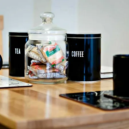 Aparthotel Amberley House By Thekeycollections 3*