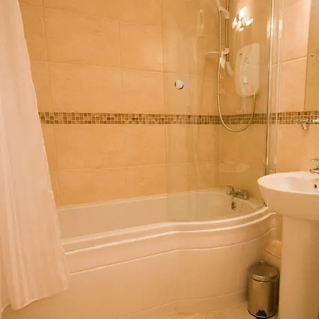 Amberley House By Thekeycollections 3* Dublin