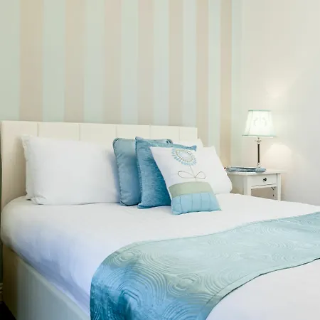 Amberley House By Thekeycollections 3* Dublin