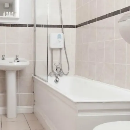 Lejlighedshotel Amberley House By Thekeycollections 3*