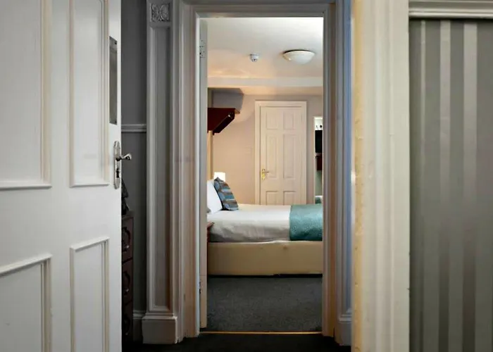 Amberley House By Thekeycollections 3* Dublin