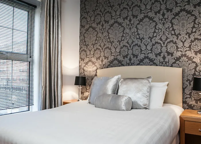 Amberley House By Thekeycollections 3* Dublin